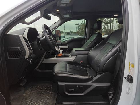 Used 2021 Ford F350 Lariat w/ Lariat Ultimate Package image 5