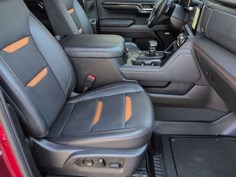Used 2024 GMC Sierra 1500 AT4 w/ Technology Package AWD/4WD image 27