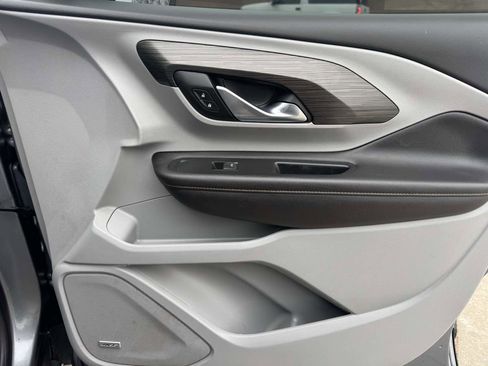 Used 2019 GMC Terrain SLT w/ Preferred Package image 22