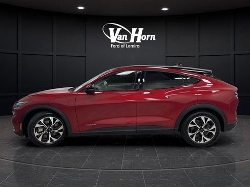 Used 2024 Ford Mustang Mach-E Select image 11