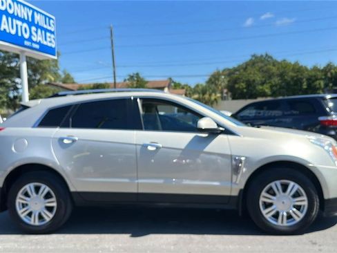 Used 2016 Cadillac SRX Luxury w/ Driver Awareness Package FWD image 6