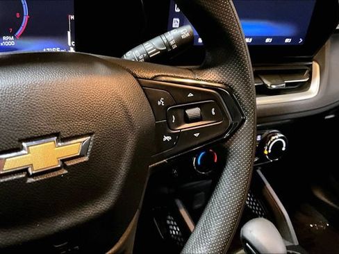 Certified 2024 Chevrolet TrailBlazer LT AWD/4WD image 21