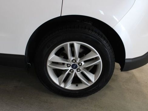 Used 2017 Ford Edge SEL w/ Canadian Touring Package AWD/4WD image 30