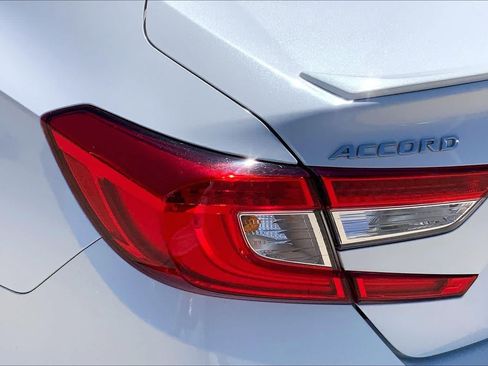 Used 2019 Honda Accord Sport image 27