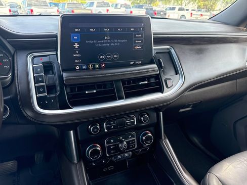 Used 2021 Chevrolet Tahoe LT w/ LT Signature Package RWD image 20