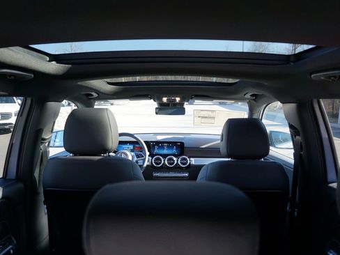 New 2026 Mercedes-Benz GLB 250 image 21