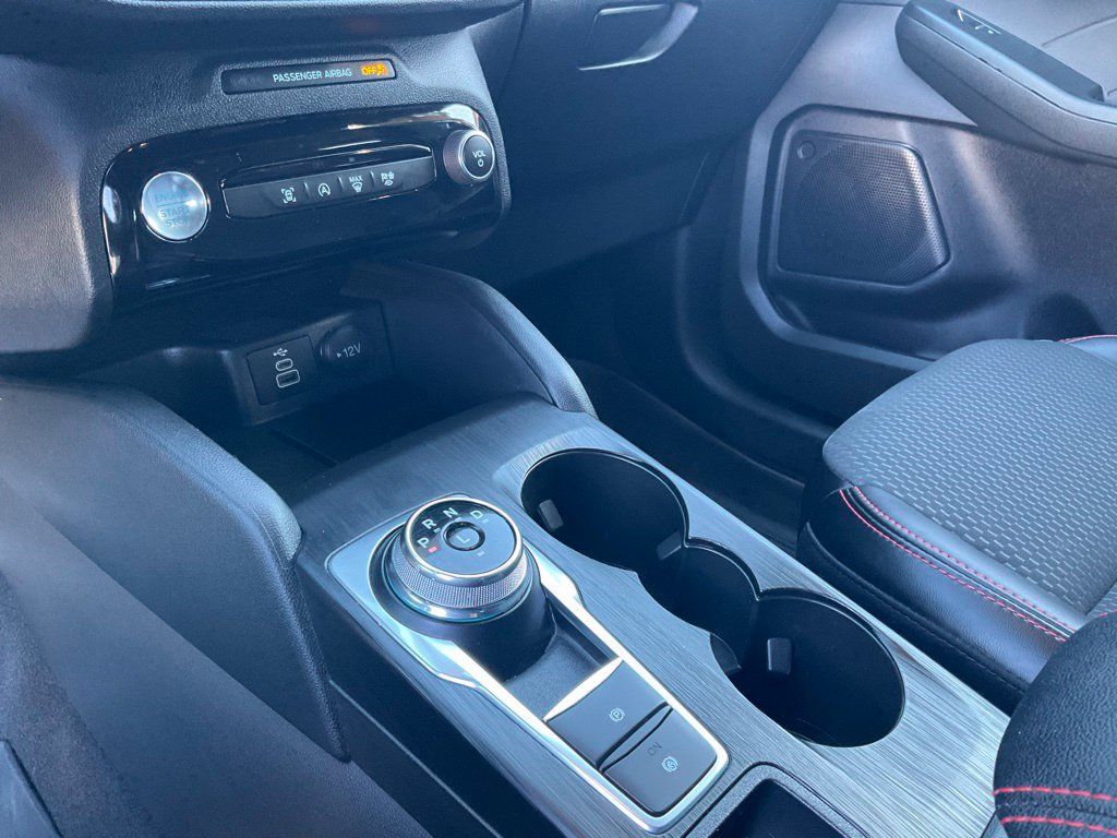 Used 2024 Ford Escape ST-Line Select w/ Tech Pack #1 AWD/4WD image 64