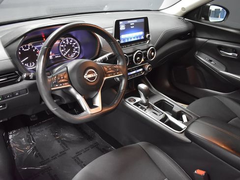 Certified 2024 Nissan Sentra SV w/ All-Weather Package FWD image 4