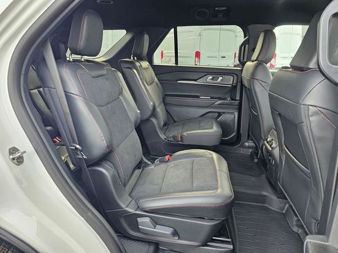 New 2026 Ford Explorer ST image 15