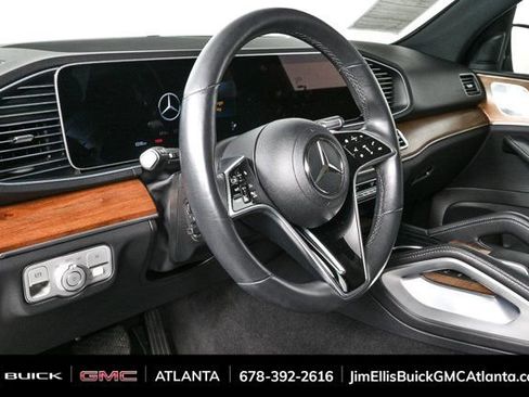 Used 2024 Mercedes-Benz GLE 350 4MATIC image 4