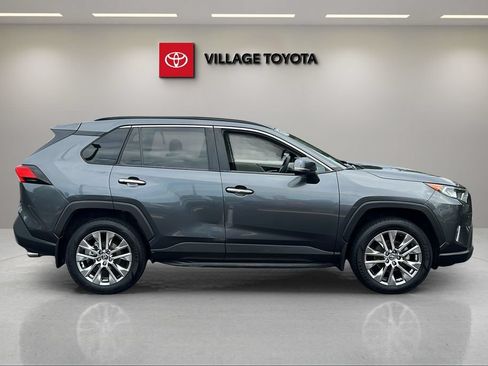 Certified 2020 Toyota RAV4 Limited FWD image 6