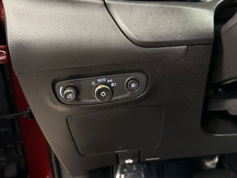 Used 2023 Buick Encore GX Preferred w/ Cold Weather Comfort Package image 8