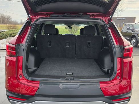 Used 2025 Chevrolet Blazer LT image 33