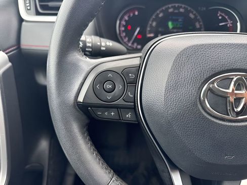 Used 2022 Toyota RAV4 TRD Off-Road AWD/4WD image 15