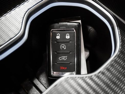 Certified 2024 Jeep Grand Cherokee Limited w/ Luxury Tech Group II image 30