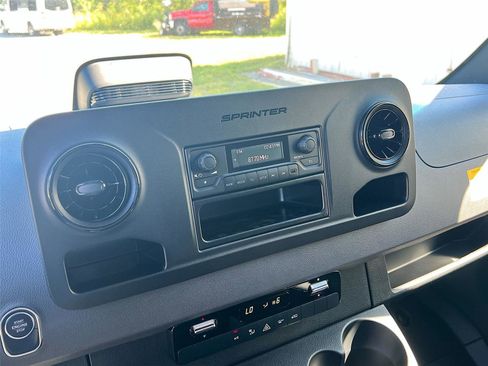 New 2025 Mercedes-Benz Sprinter 2500 image 15