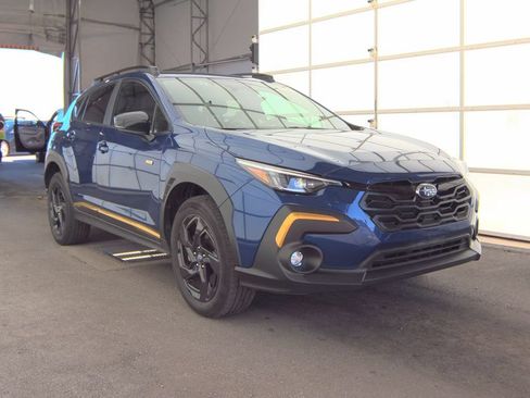 Used 2025 Subaru Crosstrek 2.5i Sport AWD/4WD image 3