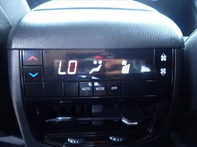 Used 2023 Jeep Grand Cherokee L Laredo w/ Trailer Tow Group (B) AWD/4WD image 11