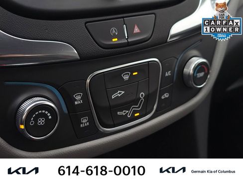 Used 2022 Chevrolet Equinox LS image 32