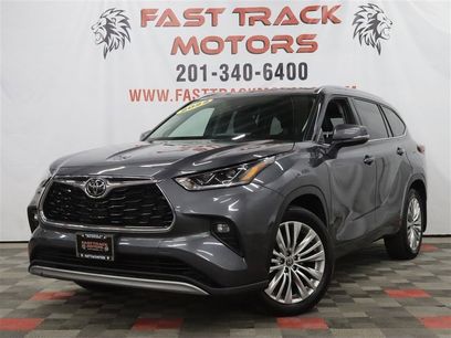 Used 2022 Toyota Highlander Platinum