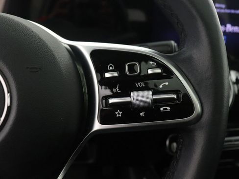 Certified 2023 Mercedes-Benz GLB 250 image 15