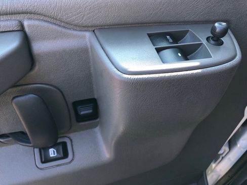 Used 2024 GMC Savana 2500 w/ Driver Convenience Package image 16