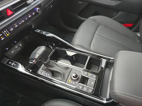 Used 2026 Kia Sorento SX image 26