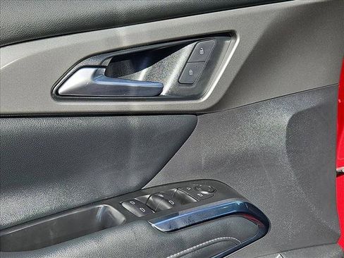 Certified 2024 Chevrolet Traverse LT FWD image 12