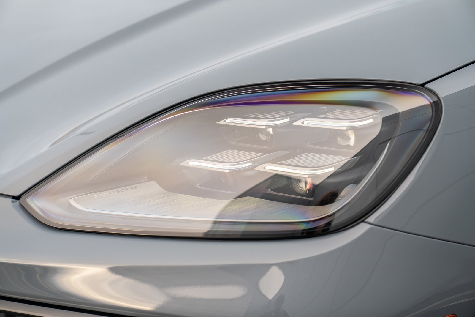 Certified 2026 Porsche Cayenne AWD/4WD image 28