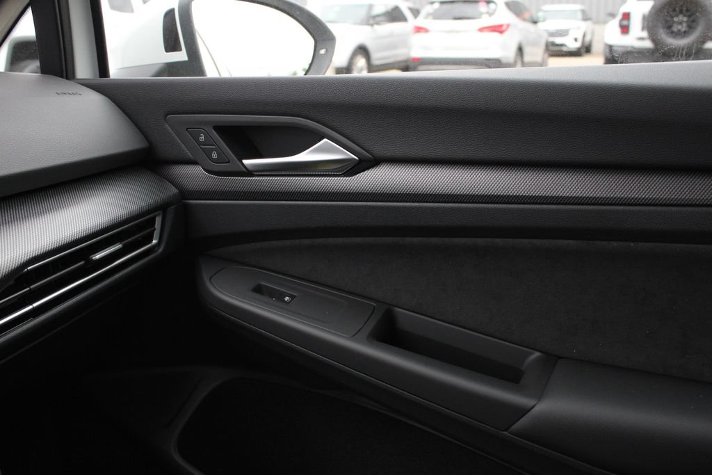 New 2026 Volkswagen GTI SE FWD image 20
