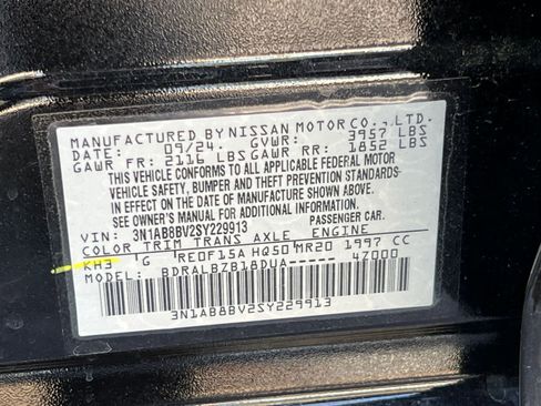 Used 2025 Nissan Sentra S image 23