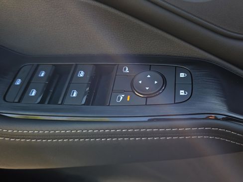 New 2026 Nissan Rogue SV FWD image 27