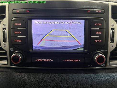 Used 2017 Kia Sportage LX image 11