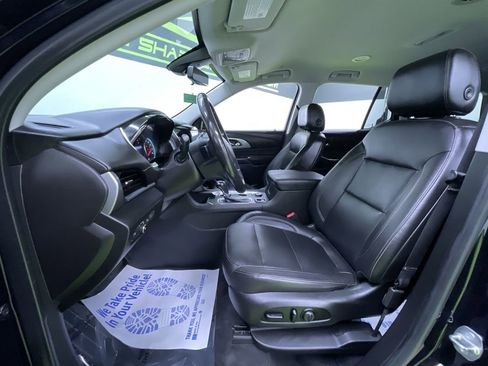 Used 2020 Chevrolet Traverse LT w/ LT Premium Package image 17