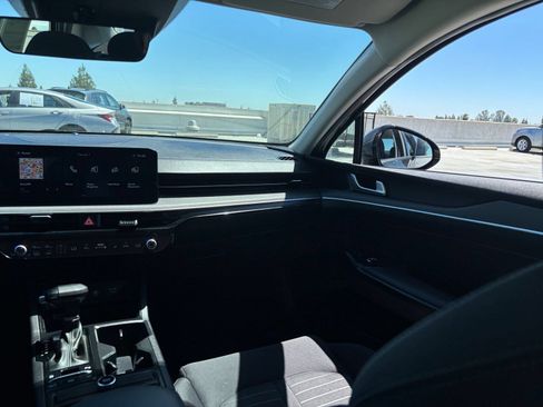 Used 2025 Kia K5 LXS FWD image 34