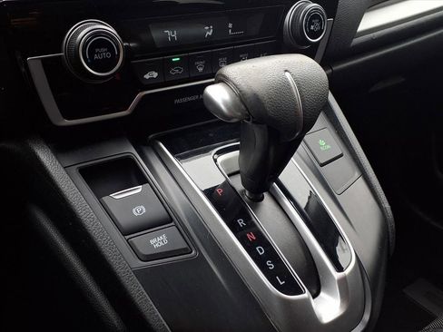 Used 2018 Honda CR-V LX image 5