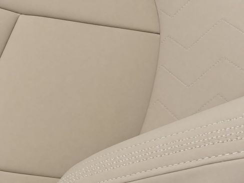 Certified 2026 Volvo XC90 B5 Core AWD/4WD image 17