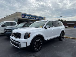 Used 2025 Kia Telluride S FWD video 1