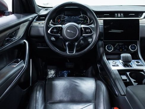 Used 2022 Jaguar F-PACE S AWD/4WD image 3