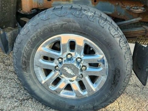 Used 2015 Chevrolet Silverado 3500 LTZ w/ Duramax Plus Package AWD/4WD image 31