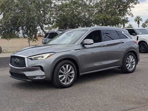 Certified 2019 INFINITI QX50 Essential w/ Premium Heat Package image 2
