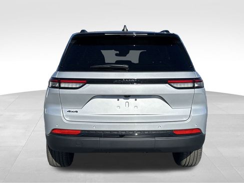 New 2025 Jeep Grand Cherokee Limited image 27