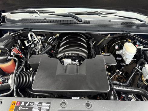 Used 2019 Chevrolet Suburban Premier image 46