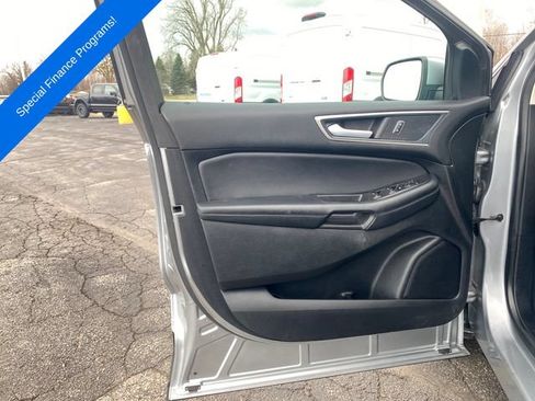 Used 2024 Ford Edge SEL AWD/4WD image 11