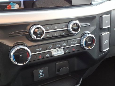 Used 2022 Ford F150 XLT w/ Equipment Group 302A High image 7