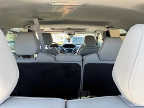 Used 2017 Acura MDX SH-AWD image 8