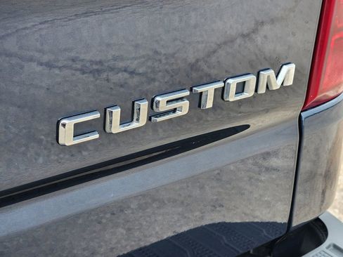 Used 2022 Chevrolet Silverado 1500 Custom RWD image 12