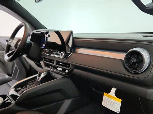 New 2025 Chevrolet Colorado LT w/ LT Convenience Package image 37