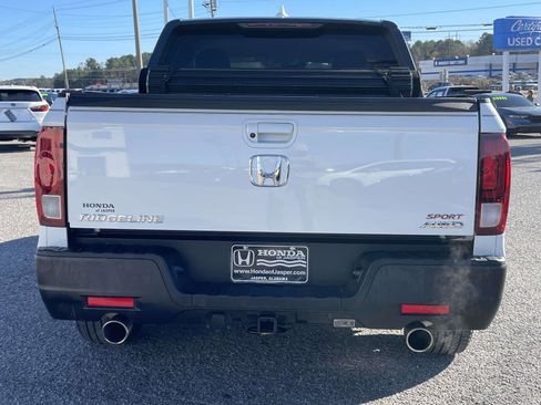 Certified 2021 Honda Ridgeline Sport image 3