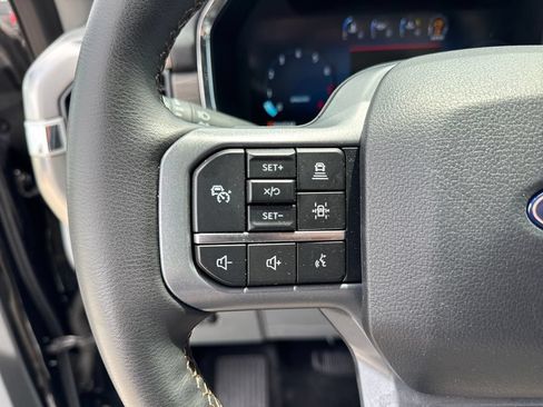 Used 2025 Ford F150 Lariat w/ Equipment Group 501A Mid AWD/4WD image 26